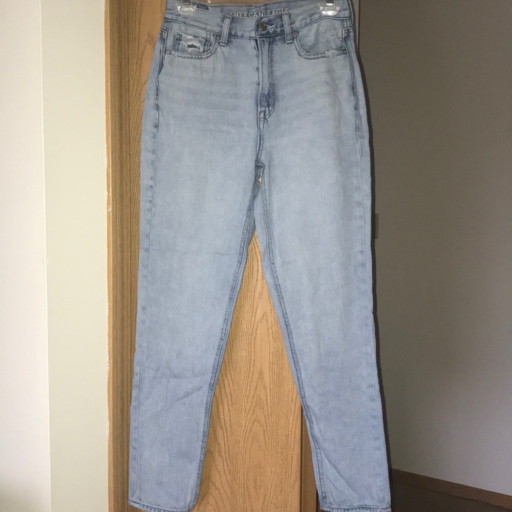 AE Mom Jeans